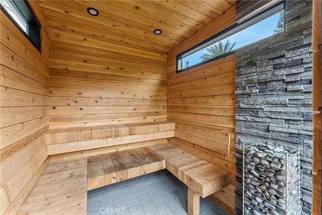 12669 Valley View Lane, Redlands, CA 92373