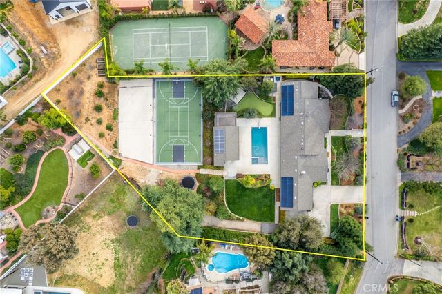 12669 Valley View Lane, Redlands, CA 92373