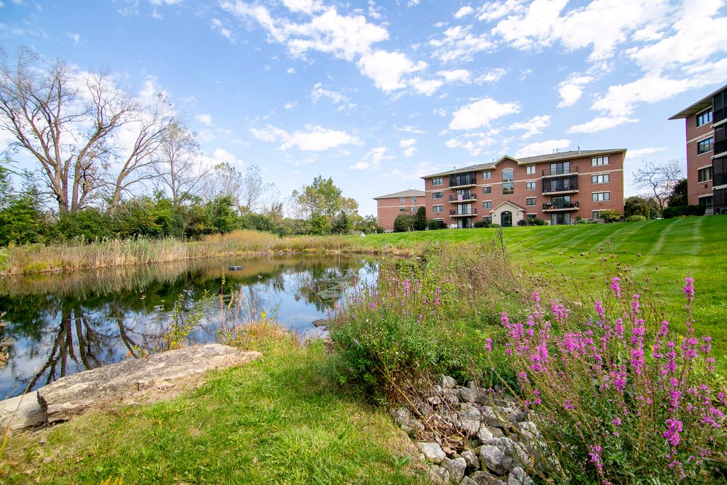 6840 W Winding Trail 301, Oak Forest, IL 60452 — exterior