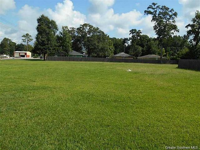 1718 N Martin Luther King Highway, Lake Charles, LA 70601