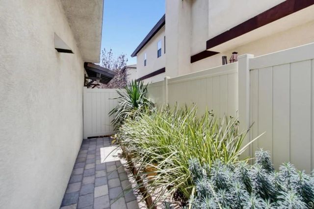 8941 N Magnolia Avenue, Santee, CA 92071