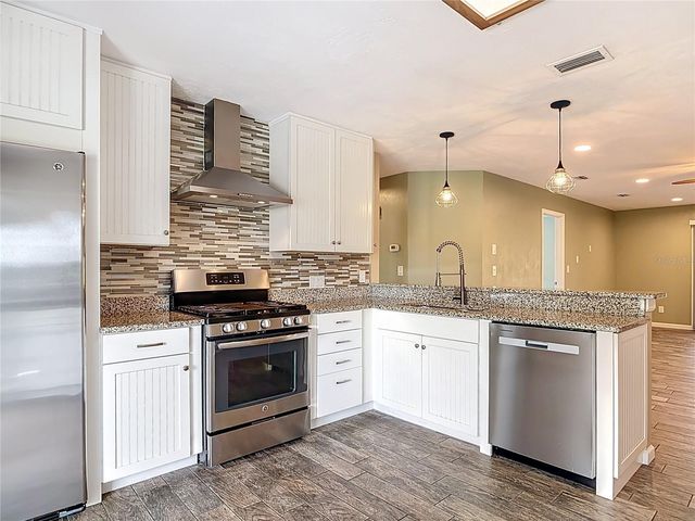 3813 SANDSTONE COURT, New Smyrna Beach, FL 32169