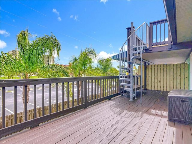 3813 SANDSTONE COURT, New Smyrna Beach, FL 32169