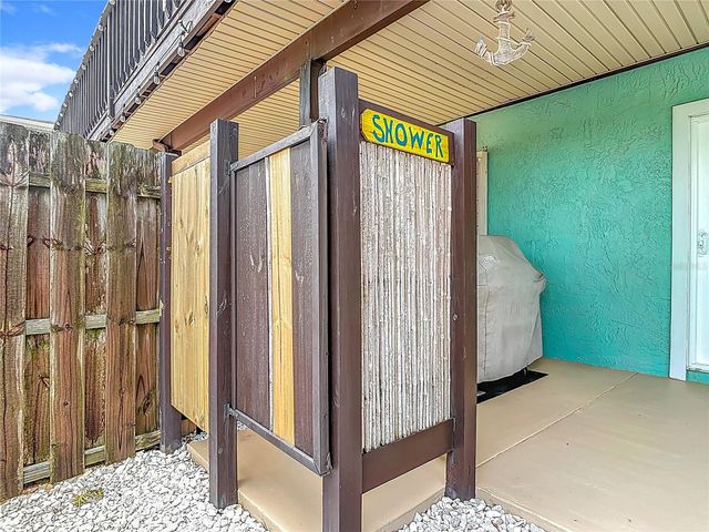 3813 SANDSTONE COURT, New Smyrna Beach, FL 32169