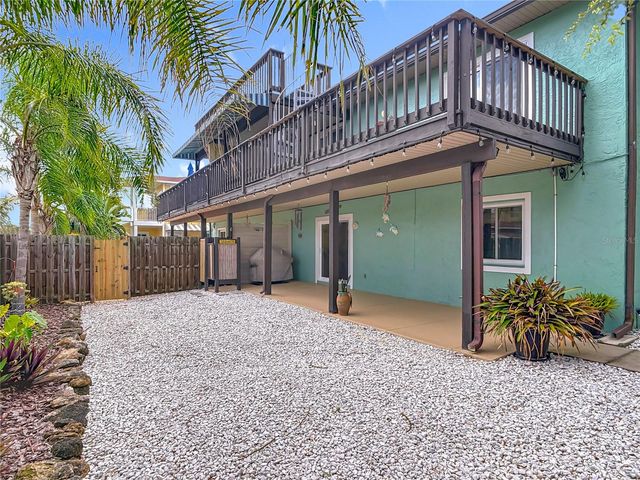 3813 SANDSTONE COURT, New Smyrna Beach, FL 32169