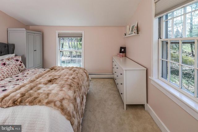 312 N MAIN ST, Pennington, NJ 08534