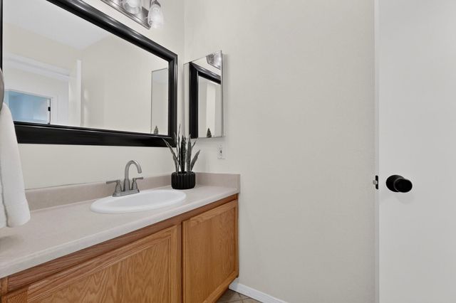 1304 Villa Campo NE, Albuquerque, NM 87113