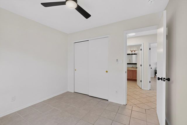 1304 Villa Campo NE, Albuquerque, NM 87113