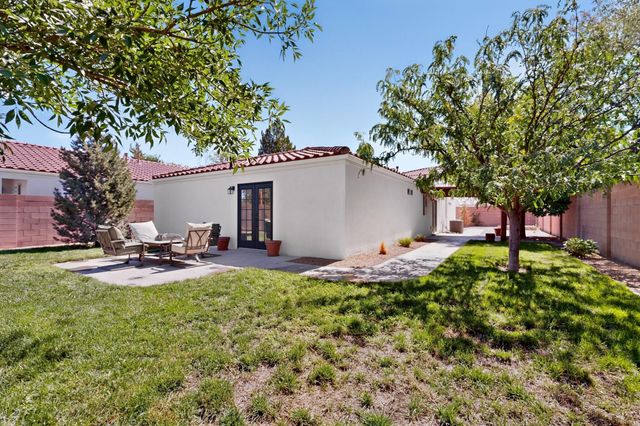 1304 Villa Campo NE, Albuquerque, NM 87113