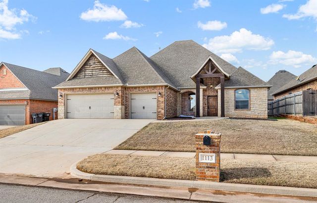 1113 Lindsey Lane, Moore, OK 73160
