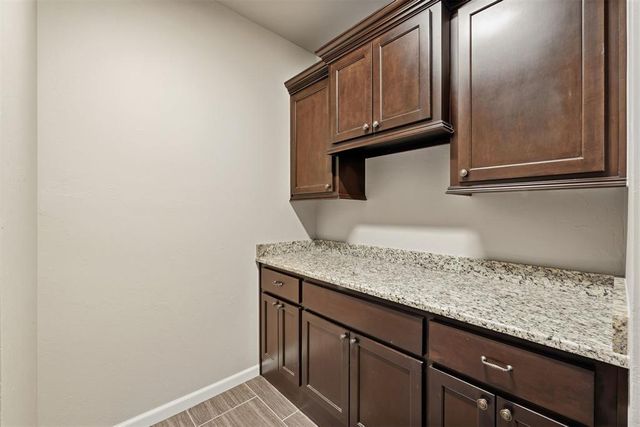 1113 Lindsey Lane, Moore, OK 73160