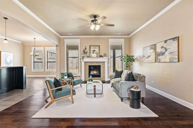 1113 Lindsey Lane, Moore, OK 73160