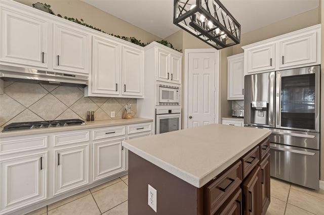 1322 Kirby Lake Court, Richmond, TX 77406