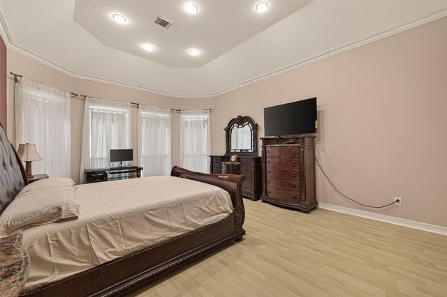 1322 Kirby Lake Court, Richmond, TX 77406