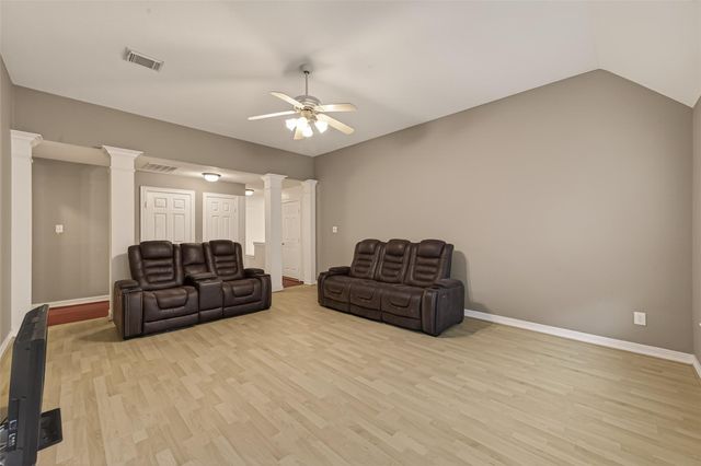 1322 Kirby Lake Court, Richmond, TX 77406