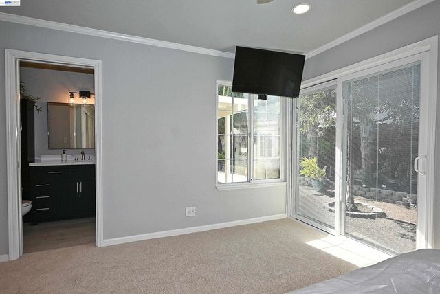 319 319 Pearl Dr, Livermore, CA 94550