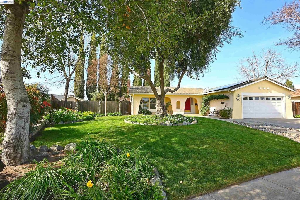 319 319 Pearl Dr, Livermore, CA 94550