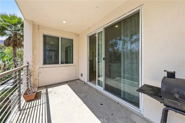 122 Citysquare, Irvine, CA 92614