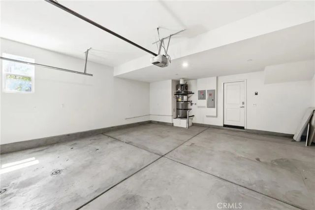 122 Citysquare, Irvine, CA 92614