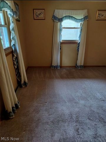 4825 Edinderry Drive NW, Canton, OH 44708