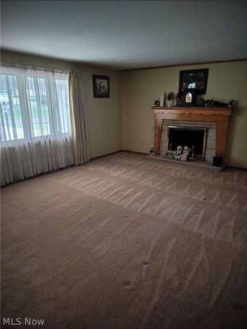 4825 Edinderry Drive NW, Canton, OH 44708