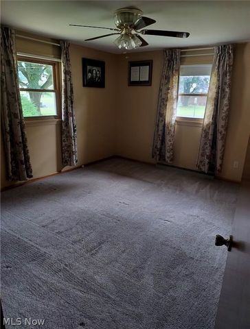 4825 Edinderry Drive NW, Canton, OH 44708