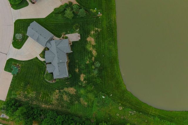 5012 N Remington St, Bel Aire, KS 67226