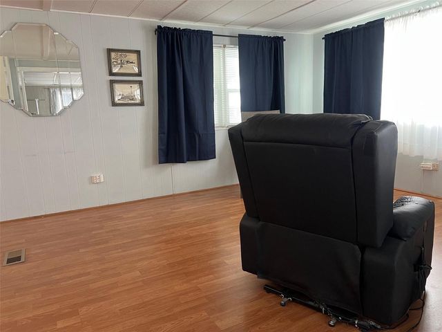 11300 124TH AVENUE 122, Largo, FL 33778