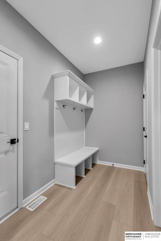 18406 Palisades Drive, Omaha, NE 68136