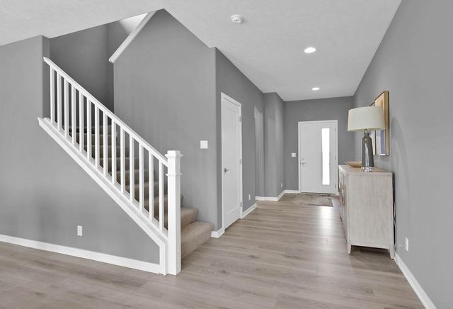 18406 Palisades Drive, Omaha, NE 68136