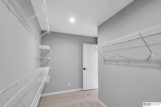 18406 Palisades Drive, Omaha, NE 68136