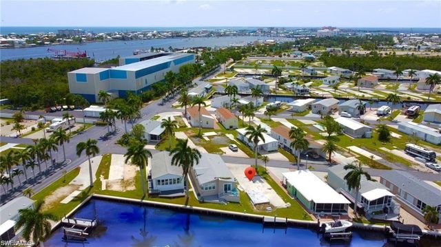 107 Blackbeard WAY, Fort Myers Beach, FL 33931