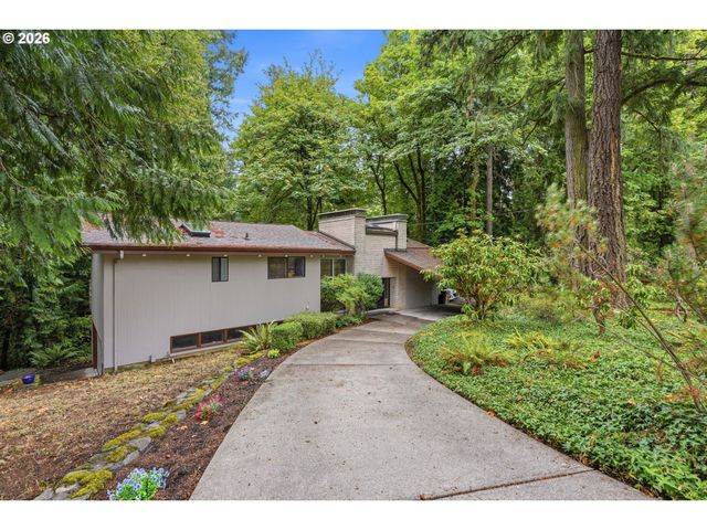 15300 Se MINERVA Rd, Milwaukie, OR 97267