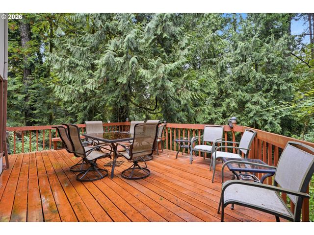 15300 Se MINERVA Rd, Milwaukie, OR 97267