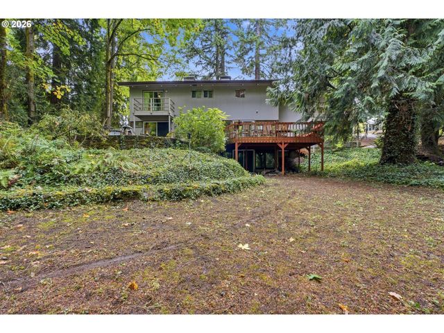 15300 Se MINERVA Rd, Milwaukie, OR 97267