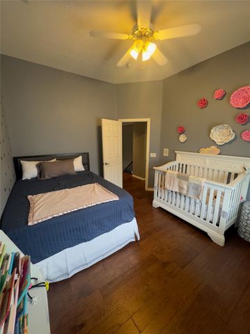 413 Ridge Meade Drive, Lewisville, TX 75067