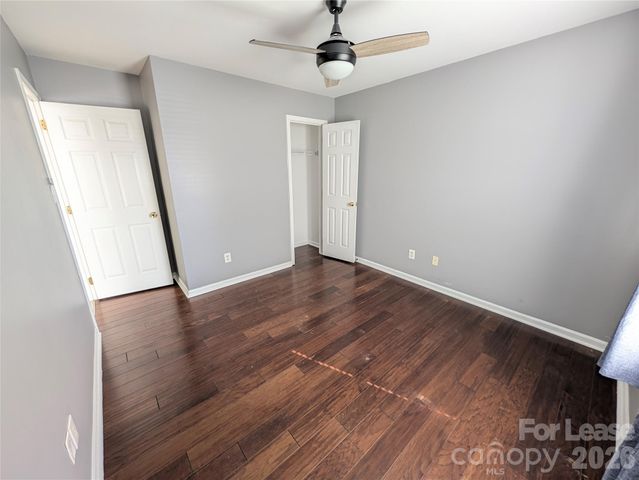3017 Lynworth Place, Charlotte, NC 28212