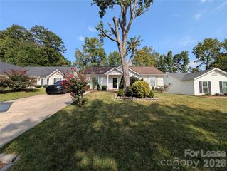3017 Lynworth Place, Charlotte, NC 28212
