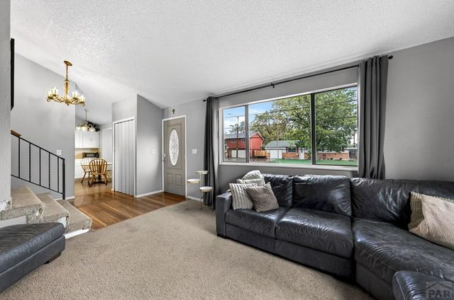70 Bridle Trail, Pueblo, CO 81005