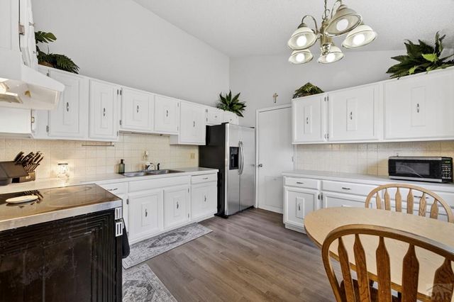 70 Bridle Trail, Pueblo, CO 81005