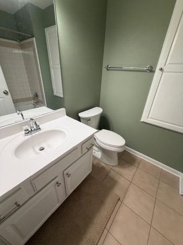 1018 Forest Lake Drive, Lexington, KY 40515