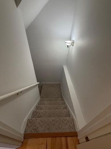 1018 Forest Lake Drive, Lexington, KY 40515