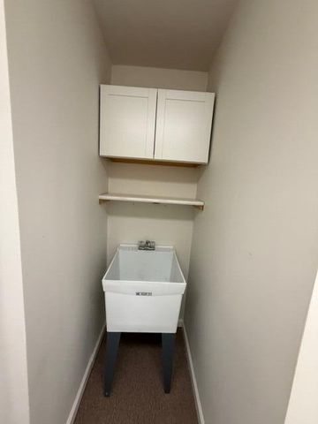 1018 Forest Lake Drive, Lexington, KY 40515