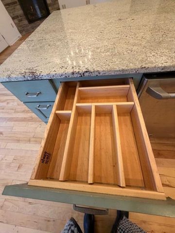 1018 Forest Lake Drive, Lexington, KY 40515