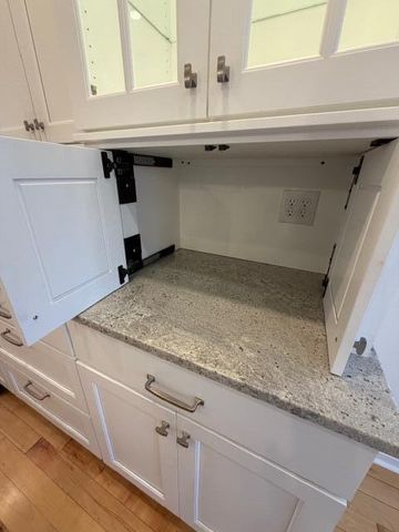 1018 Forest Lake Drive, Lexington, KY 40515