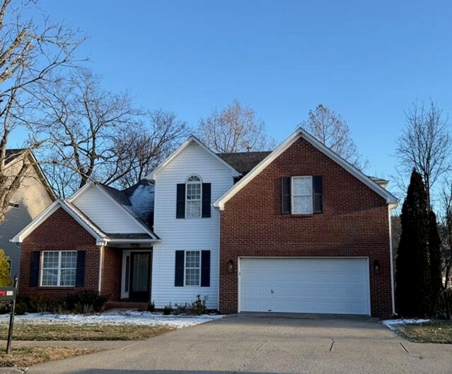 1018 Forest Lake Drive, Lexington, KY 40515