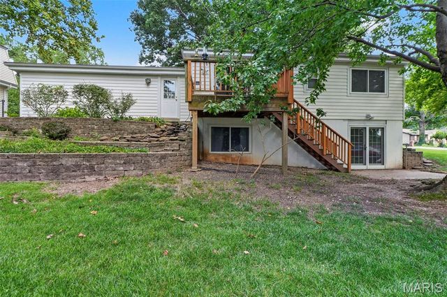 1319 Brandywine Lane, St Peters, MO 63376
