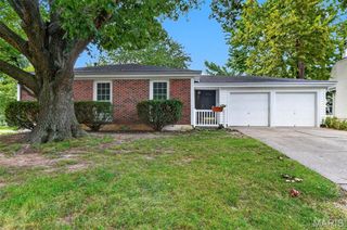 1319 Brandywine Lane, St Peters, MO 63376