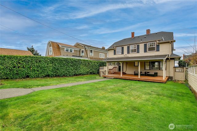 1005 Grand Avenue, Everett, WA 98201