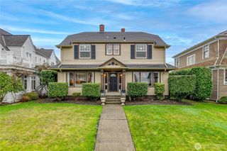 1005 Grand Avenue, Everett, WA 98201